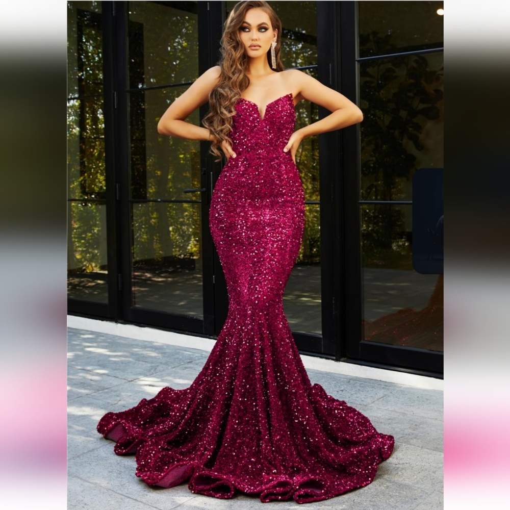 🆕️ Portia & Scarlett Sequin Dress